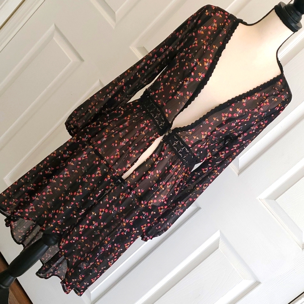 Sheer duster